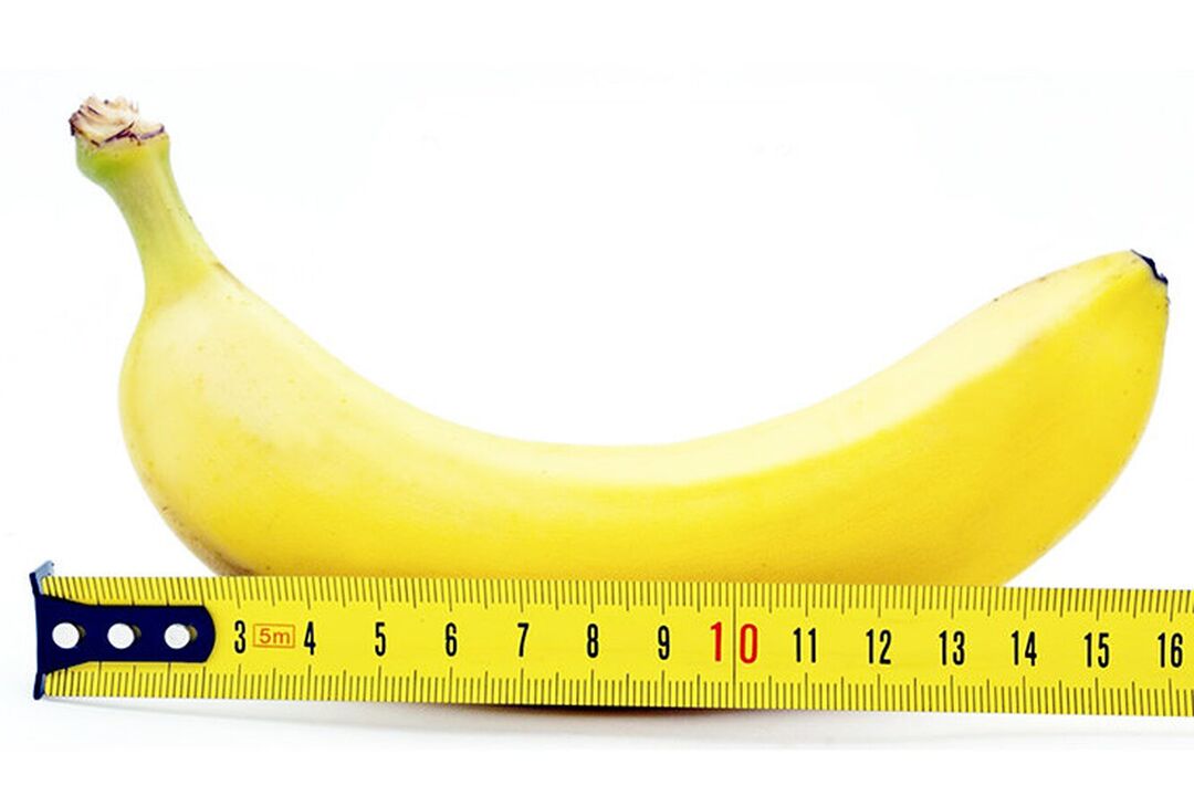 μια μπανάνα με χάρακα συμβολίζει τη μέτρηση του πέους μετά την επέμβαση